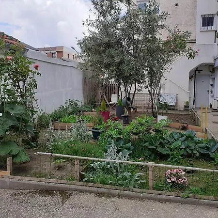 Independent Studuo Close To Paris Apartamento *